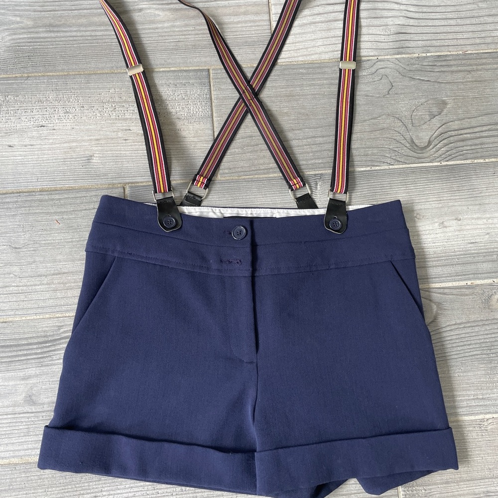 SUSPENDER SHORTS